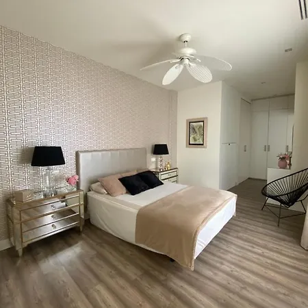 La Casa Nueva, Casa Moderna En Centro Historico *